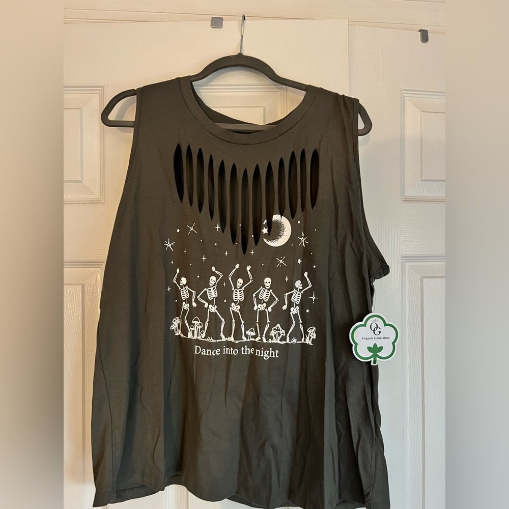Sweet Tank Top w/ Skellies NWT 2X